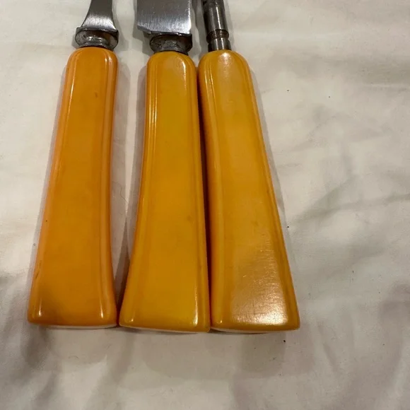 Vintage Three Piece Carving Set Butterscotch Bakelite Handle - Picture 9 of 11